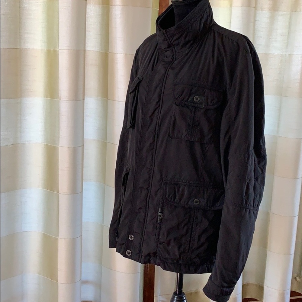 SALE !!!!BOSS HUGO BOSS SIZE LARGE